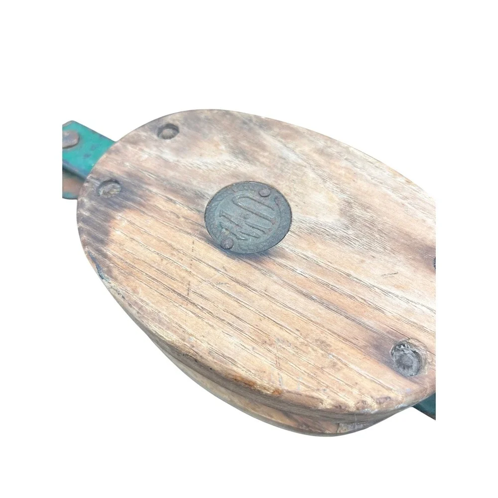 Vtg Primitive UW-6RB Wood Block & Tackle Pulley w/ Hook Farmhouse Nautical Decor